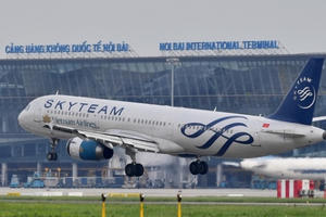 Cục trưởng Hàng không: 100% nhân viên sân bay Nội Bài âm tính với Covid-19 Cục trưởng Hàng không: 100% nhân viên sân bay Nội Bài âm tính với Covid-19