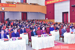 Tuyên Quang công bố quyết định sắp xếp tổ chức bộ máy và cán bộ