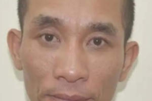 Khởi tố đối tượng đến quán cơm đập phá tài sản và đánh công an