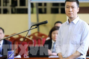 Ai đã xét duyệt cho Phan Sào Nam được ra tù trước thời hạn?