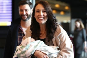 Nữ thủ tướng New Zealand gặp rắc rối vì xinh đẹp Nữ thủ tướng New Zealand gặp rắc rối vì xinh đẹp