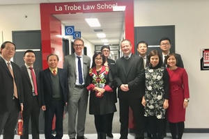 Thứ trưởng Đặng Hoàng Oanh: Bộ Tư pháp sẽ tiếp tục cử nhiều cán bộ đi học tại Australia Thứ trưởng Đặng Hoàng Oanh: Bộ Tư pháp sẽ tiếp tục cử nhiều cán bộ đi học tại Australia