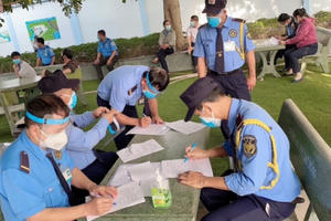 Hàng ngàn công nhân được tiêm vaccine ngừa Covid-19