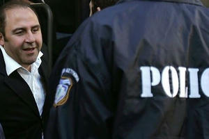 Trùm tội phạm khét tiếng Australia bị mưu sát trong tù