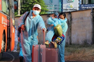 Những chuyến xe 0 đồng đi TPHCM và đón người có nhu cầu về quê