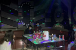 Vĩnh Phúc: Xử phạt quán Karaoke mở cửa tiếp khách bất chấp lệnh cấm trong mùa dịch