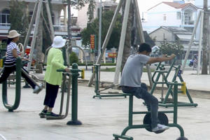 Hà Nội cho phép thể dục thể thao ngoài trời nhưng không quá 10 người