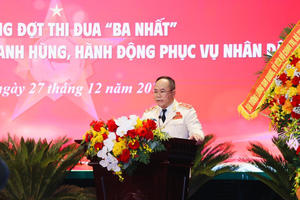 Công an TP Hà Nội vinh dự được phong tặng danh hiệu Anh hùng lực lượng vũ trang nhân dân lần thứ 4 Công an TP Hà Nội vinh dự được phong tặng danh hiệu Anh hùng lực lượng vũ trang nhân dân lần thứ 4