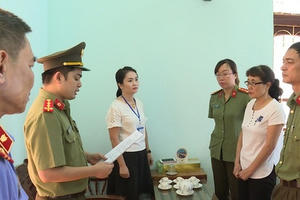 Vụ gian lận thi ở Sơn La: Số tiền 3 bị can nhận "khủng" đến mức nào?