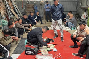Tạm giữ hình sự 18 đối tượng "sát phạt" nhau trong xưởng cơ khí ngày mùng 2 Tết