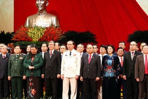 Hậu Đại hội, các ủy viên Bộ Chính trị khóa 12 giữ trọng trách gì?