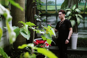 Ca sĩ Chiếc khăn gió ấm Khánh Phương thẳng thắn đáp trả về tin đồn ca sĩ thị trường sỡ hữu nhà triệu đô