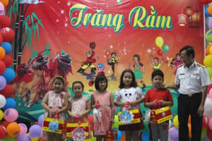 Hải đoàn 129, Quân cảng Sài Gòn: Tổ chức “Đêm hội trăng rằm” cho con cán bộ, người lao động