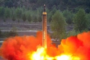 Bản tin Quốc tế Plus số 36: Triều Tiên phóng tên lửa qua Nhật Bản