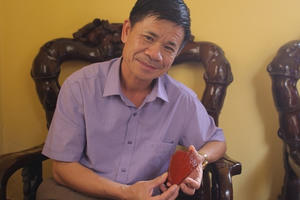 Huyền thoại 2 lá cờ đá hồng ngọc trong Lăng Bác Hồ