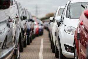 Kinh tế 24h: Tràn ngập xe ô tô giá rẻ Indonesia về Việt Nam