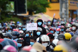 Dân đổ về miền Tây khu cách ly quá tải, phát hiện nhiều F0