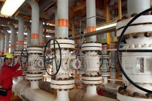 Giá dầu Brent đi xuống do bất ổn về OPEC