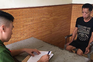 Lạng Sơn: Khởi tố "nghịch tử" hành hạ, đánh đập chính cha, mẹ ruột của mình Lạng Sơn: Khởi tố "nghịch tử" hành hạ, đánh đập chính cha, mẹ ruột của mình