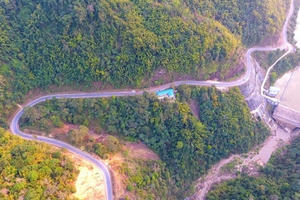 Sơn La: Tai nạn rình rập tại những khúc cua “tử thần” trên QL4G