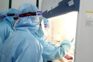 Nghệ An đã tự xét nghiệm các mẫu bệnh phẩm nghi nhiễm Covid-19