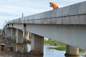 Hợp long cầu Mạc Đĩnh Chi giúp TP Sóc Trăng kết nối cả khu vực