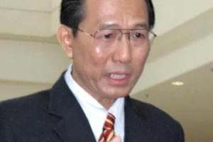 Đề nghị phong tỏa tài khoản, sổ tiết kiệm, nhà đất của nguyên thứ trưởng Bộ Y tế Cao Minh Quang