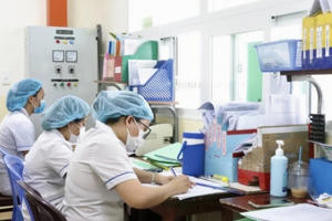 Nhiều bệnh viện tại TP Hồ Chí Minh gặp khó khăn về thưởng Tết