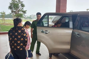 Ngăn chặn 3 thai phụ vượt biên sang Trung Quốc chờ bán bào thai