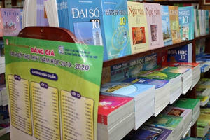 UBTV Quốc hội xem xét việc đưa SGK vào loại hàng hoá do Nhà nước định giá