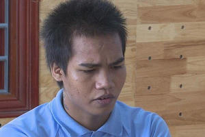 Siết cổ mẹ mình đến chết, nam thanh niên lĩnh án tù