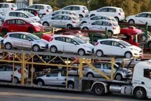 Thị trường ô tô ảm đạm vì đại dịch Covid-19