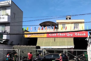 Công an tiếp tục khám xét nhiều cây xăng dầu ở TP HCM Công an tiếp tục khám xét nhiều cây xăng dầu ở TP HCM