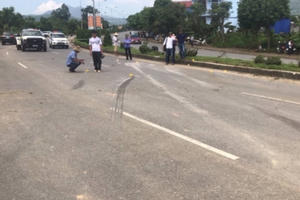Vụ tai nạn thảm khốc tại Lai Châu: Tốc độ xe bồn trước khi xảy ra va chạm là hơn 100km/h Vụ tai nạn thảm khốc tại Lai Châu: Tốc độ xe bồn trước khi xảy ra va chạm là hơn 100km/h