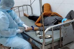 Hết dịch nhà ta cùng ăn tết bù