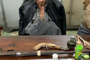 Đột kích lán ma túy trong rừng cài cả “mật khẩu”