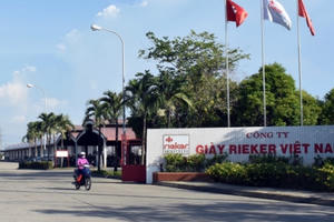 Quảng Nam: Tạm dừng hoạt động 2 phân xưởng tại Công ty Giày Rieker Việt Nam