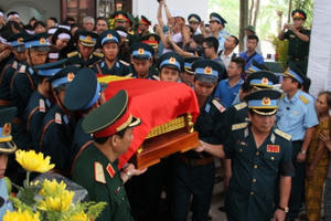 Hình ảnh xúc động lễ viếng, truy điệu hai phi công Su-22 về nơi an nghỉ
