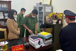 Bắt tạm giam nữ giám đốc Trung tâm giáo dục ở Nghệ An