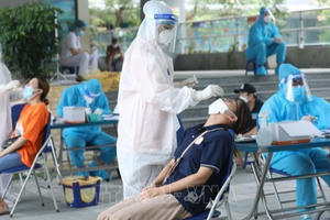 Bất cập trong xét nghiệm, khai báo, quản lý thông tin người mắc COVID-19