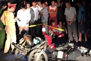 Phú Thọ: Xe máy đối đầu, 2 người tử vong