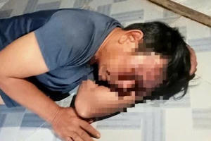 Tình huống pháp lý vụ người đàn ông bị đánh bất tỉnh vì đăng thơ trên mạng xã hội?