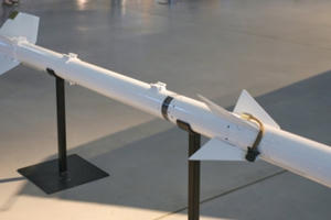 Ly kỳ chuyện đặc vụ KGB đánh cắp, gửi tên lửa từ Đức về Mátxcơva qua đường bưu điện