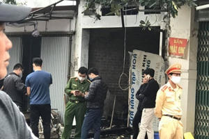 Nóng: Cháy nhà lúc nửa đêm, 3 người trong gia đình tử vong tại Hưng Yên