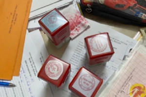 Đập tan đường dây làm giả con dấu, văn bằng tại Vũng Tàu Đập tan đường dây làm giả con dấu, văn bằng tại Vũng Tàu