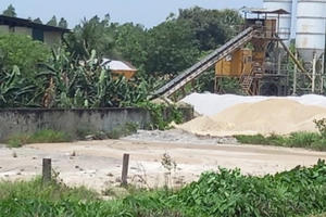 Hải Dương: Xả nước thải thẳng xuống kênh bị phạt gần 100 triệu đồng