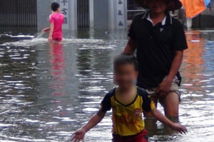 Ngập lụt ở Chương Mỹ: 700 người mắc bệnh