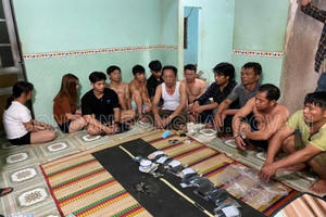 Đồng Nai: Bắt ổ xóc đĩa hoạt động “thâu đêm suốt sáng”