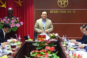 Bí thư Hà Nội: 'Gửi cái xe máy mất 200 nghìn, đau đớn lắm!'