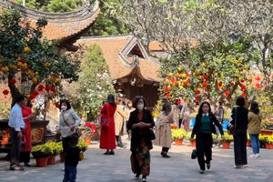 Chùa Vĩnh Nghiêm đón hơn 11 vạn du khách đến vãn cảnh, lễ phật